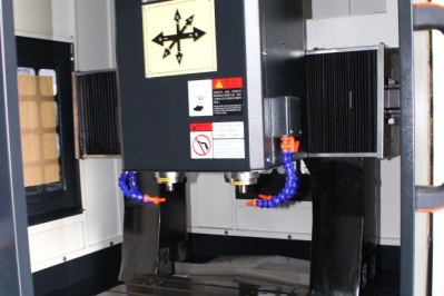 三頭精雕機操作注意事項