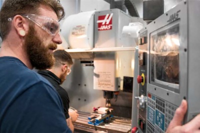 操作石墨雕銑機必須做的安全措施