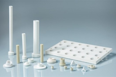 陶瓷專(zhuān)用精雕機(jī)有哪些性能特點(diǎn)